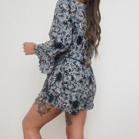 FREE PEOPLE Romper ALL THE RIGHT RUFFLES BLUE Floral - Picture 8 of 10